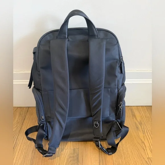 Tumi Black Men's Travel Backpack with Multiple Zip Pockets - Picture 8 of 12